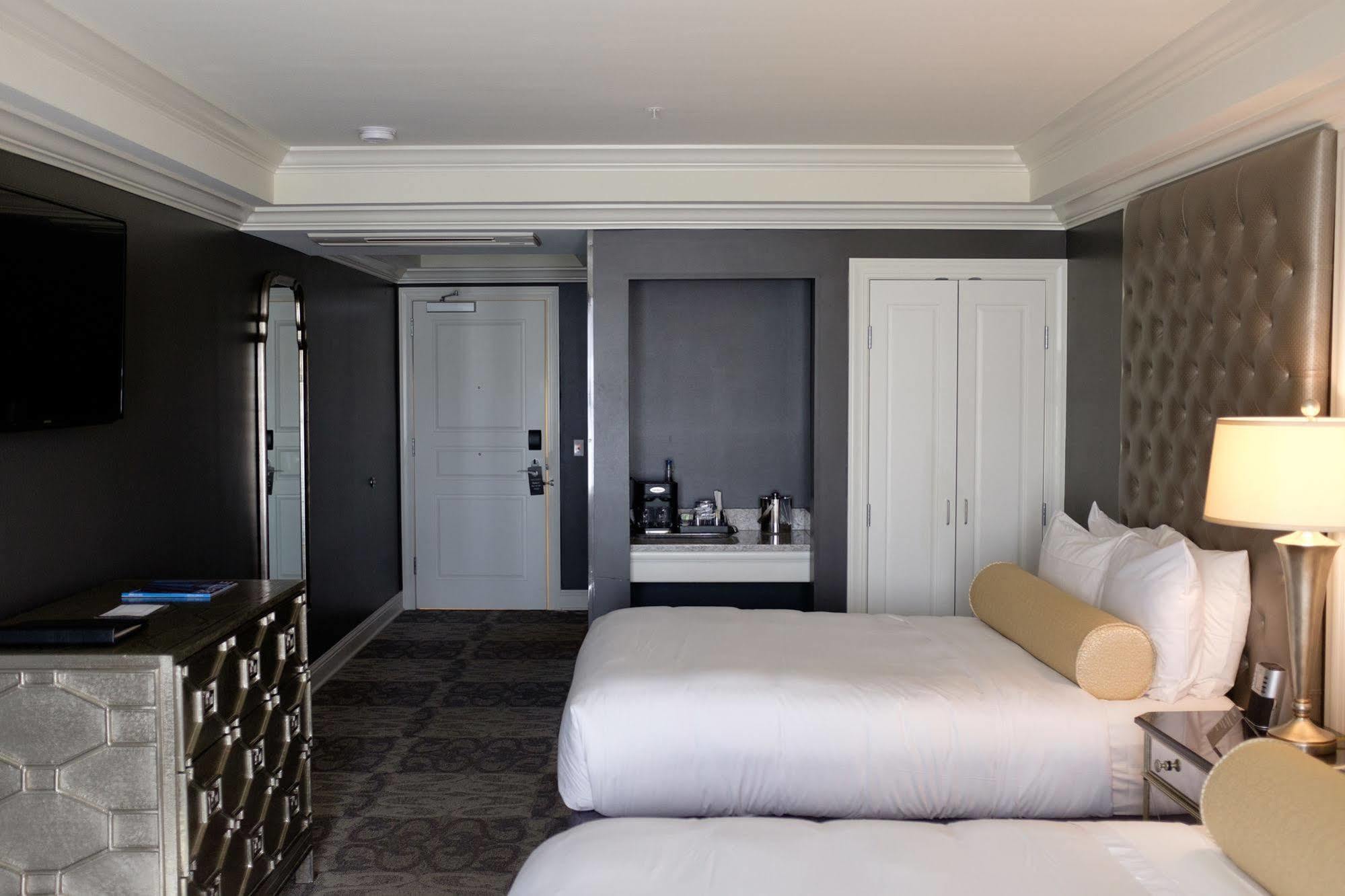 Hotel Ballard Сиатъл Екстериор снимка